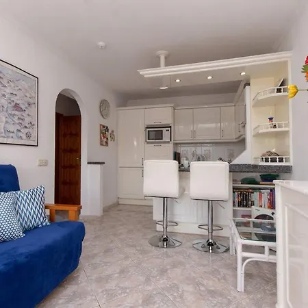 Апартаменты Santa Maria 118 - One Bed Адехе